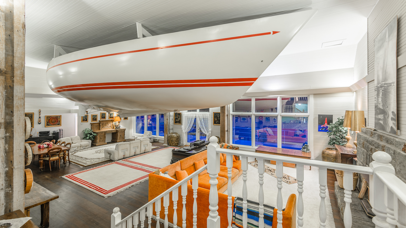 This Vancouver Island Home Has A Boat In Its Ceiling – Luxury Residence