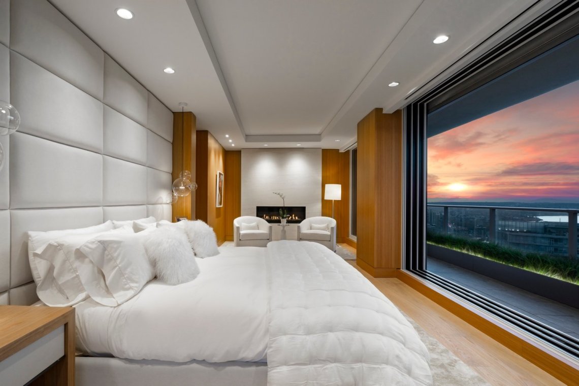 telus garden towers penthouse for sale vancouver 4