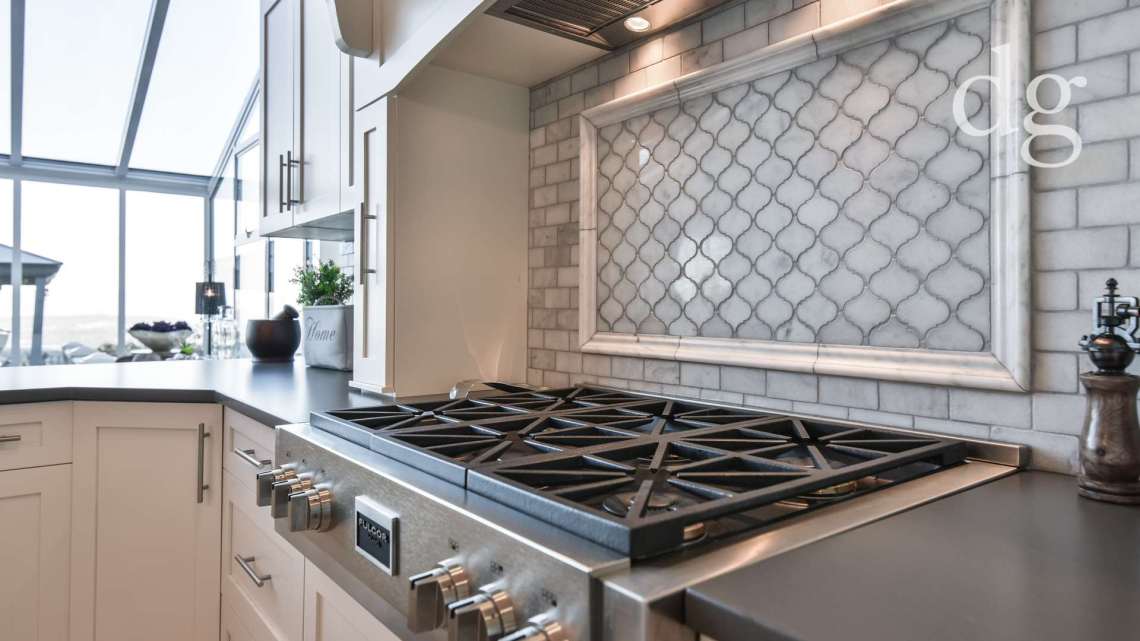 mediterranean villa nanaimo for sale 11