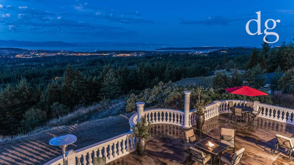 mediterranean villa nanaimo for sale 3