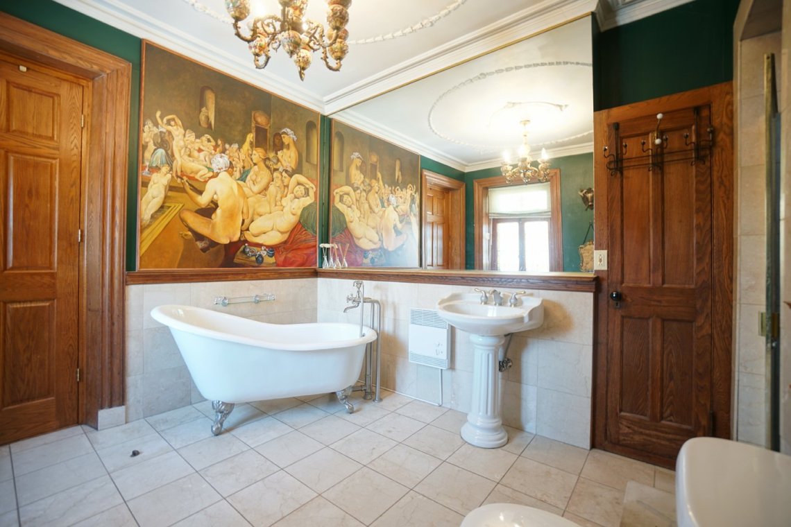 montreal castle for sale 4